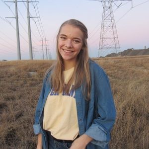 Meet your Posher, Olivia